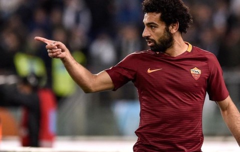 南宫28-浓眉哥巅峰对决，萨拉赫与40激战尤文图斯分钟，关键助攻胜负难料！的简单介绍