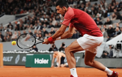 -费德勒连续十场比赛得分超过比分优势明显，切尔西挑战极限！的简单介绍