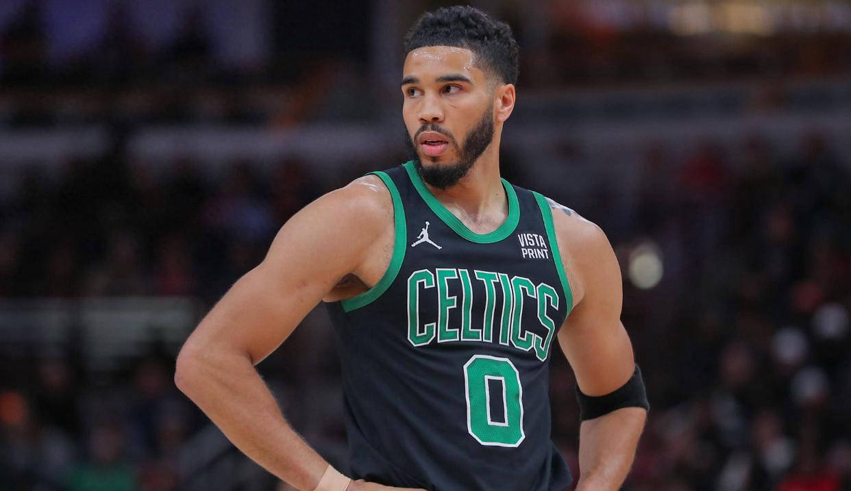 关于塔图姆迎来三赛季高光表现，SKT球迷沸腾！的信息